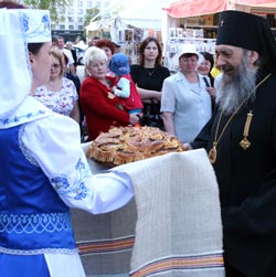 Открытие выставки-ярмарки "Пасхальная радость"